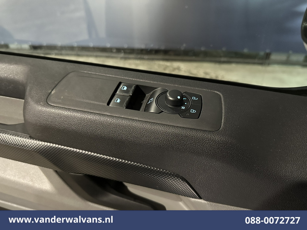 Ford Transit Custom 2.0 TDCI 136pk L1H1 Euro6 Airco | Camera | LED | Apple Carplay | Cruisecontrol Android Auto, Verwarmde voorruit, Parkeersensoren, Bijrijdersbank, 2740kg trekvermogen 18
