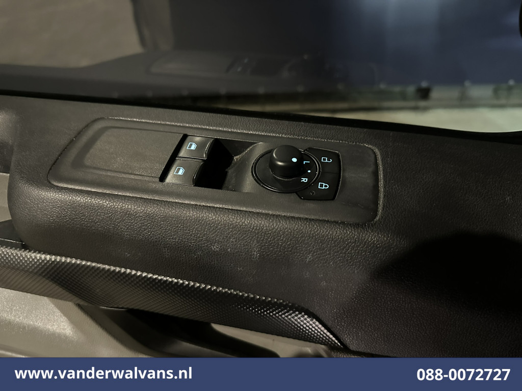Ford Transit Custom 2.0 TDCI 136pk L2H1 Euro6 Airco | Camera | Apple Carplay | LED | Cruisecontrol | Parkeersensoren Android Auto, Verwarmde voorruit, Bijrijdersbank 18