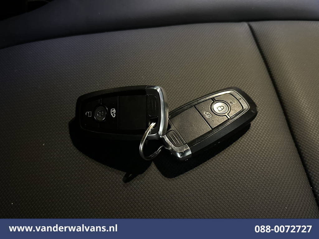 Ford Transit Custom 2.0 TDCI 136pk L2H1 Euro6 Airco | Camera | LED | Apple Carplay | Cruisecontrol Android Auto, Leder, Verwarmde voorruit, Parkeersensoren, Bijrijdersbank, 2740kg trekvermogen 20