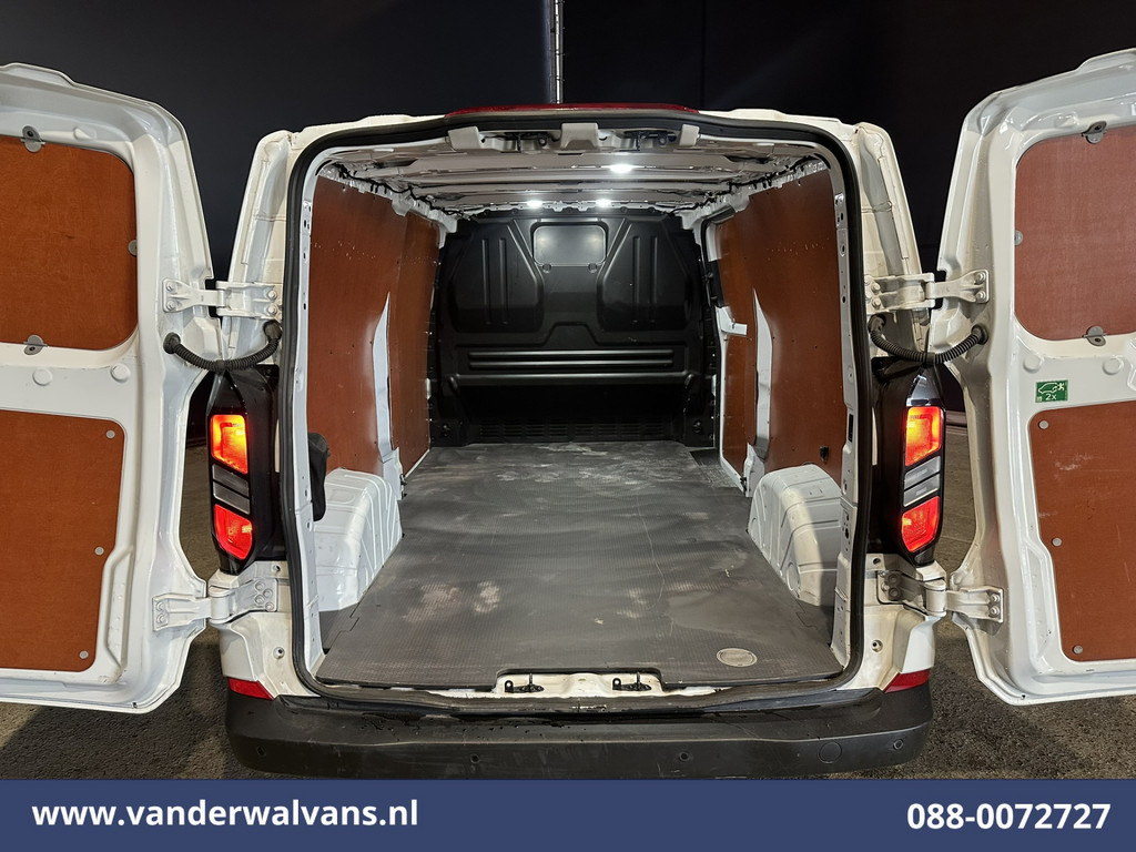 Ford Transit Custom 2.0 TDCI 136pk L2H1 Euro6 Airco | Camera | LED | Apple Carplay | Cruisecontrol Android Auto, Verwarmde voorruit, Parkeersensoren, Bijrijdersbank, 2800kg trekvermogen 11
