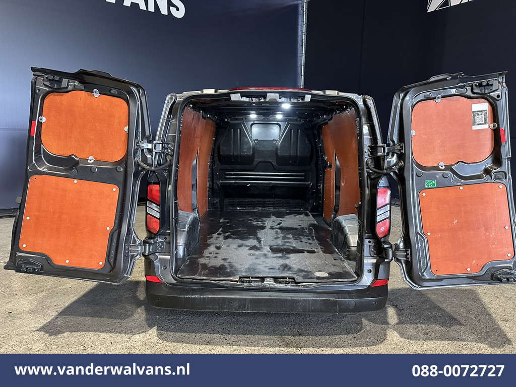 Ford Transit Custom 2.0 TDCI 136pk L2H1 Euro6 Airco | Camera | LED | Cruisecontrol | Apple Carplay Android Auto, Verwarmde voorruit, Parkeersensoren, Bijrijdersbank, 2800kg trekvermogen 12