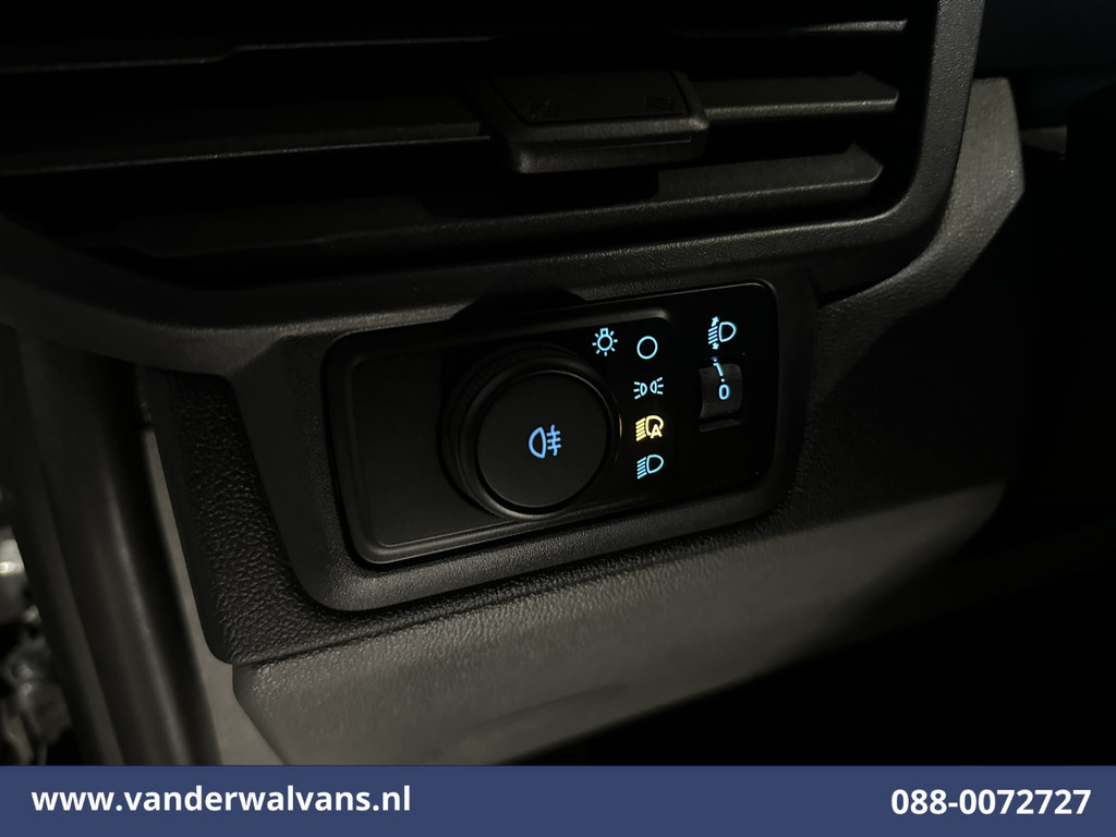 Ford Transit Custom 2.0 TDCI 136pk L2H1 Euro6 Airco | Camera | LED | Cruisecontrol | Apple Carplay Android Auto, Verwarmde voorruit, Parkeersensoren, Bijrijdersbank, 2800kg trekvermogen 17