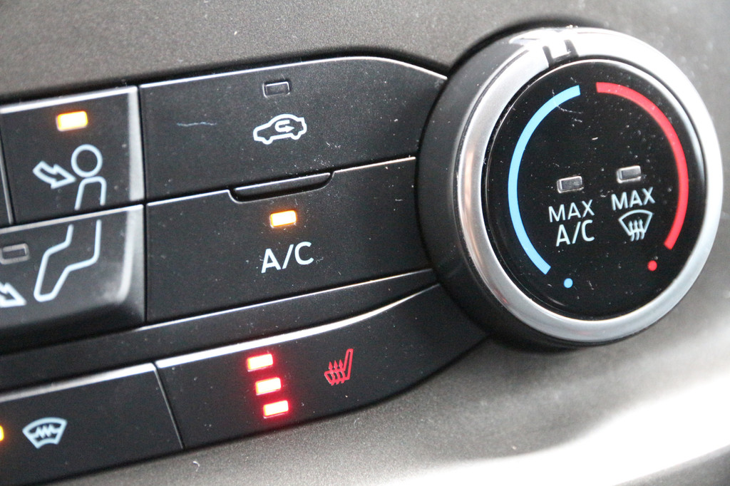 Ford Transit Custom 2.0 TDCI 170 | Aut. | L2H1 | Trekhaak | Cruise | Airco.. 15