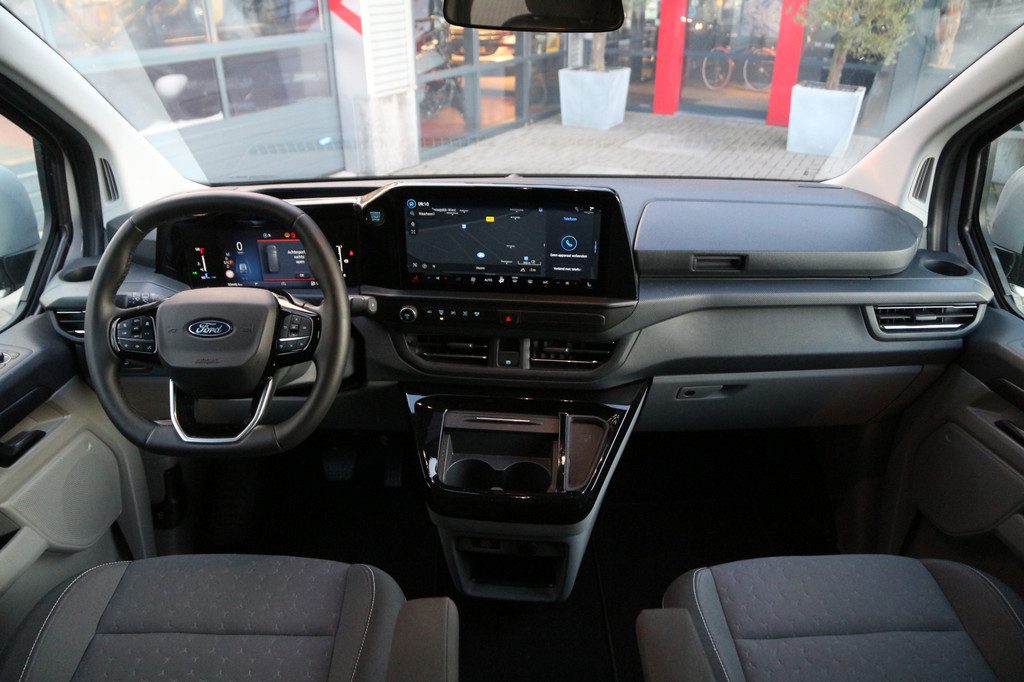 Ford Transit Custom 2.0 TDCI 170 | DC | L2H1 | KAR-edition | Camera | Clima.. 5