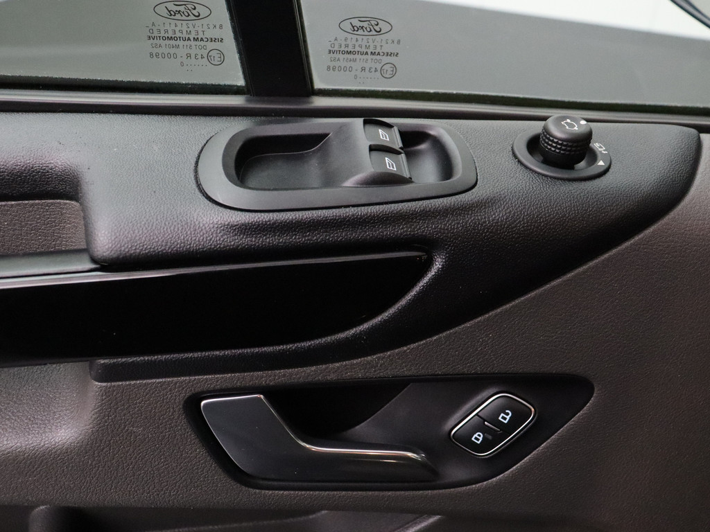 Ford Transit Custom 2.0TDCI 170PK Automaat Dubbele Cabine Lang Limited | Navigatie | Camera | 2xSchuifdeur | Airco | Cruise | Trekhaak 8