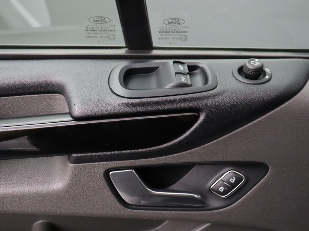 Ford Transit Custom 2.0TDCI 170PK Automaat Lang Limited Sport | Multimedia | Camera | 3-Persoons | Trekhaak 8