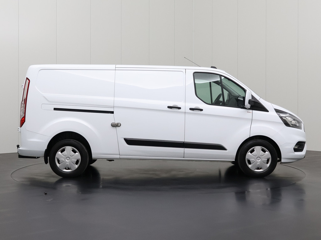 Ford Transit Custom 2.0TDCI 170PK Automaat Lang | Werkplaats | Navigatie | Camera | Multimedia | Trekhaak | Airco | Cruise 13