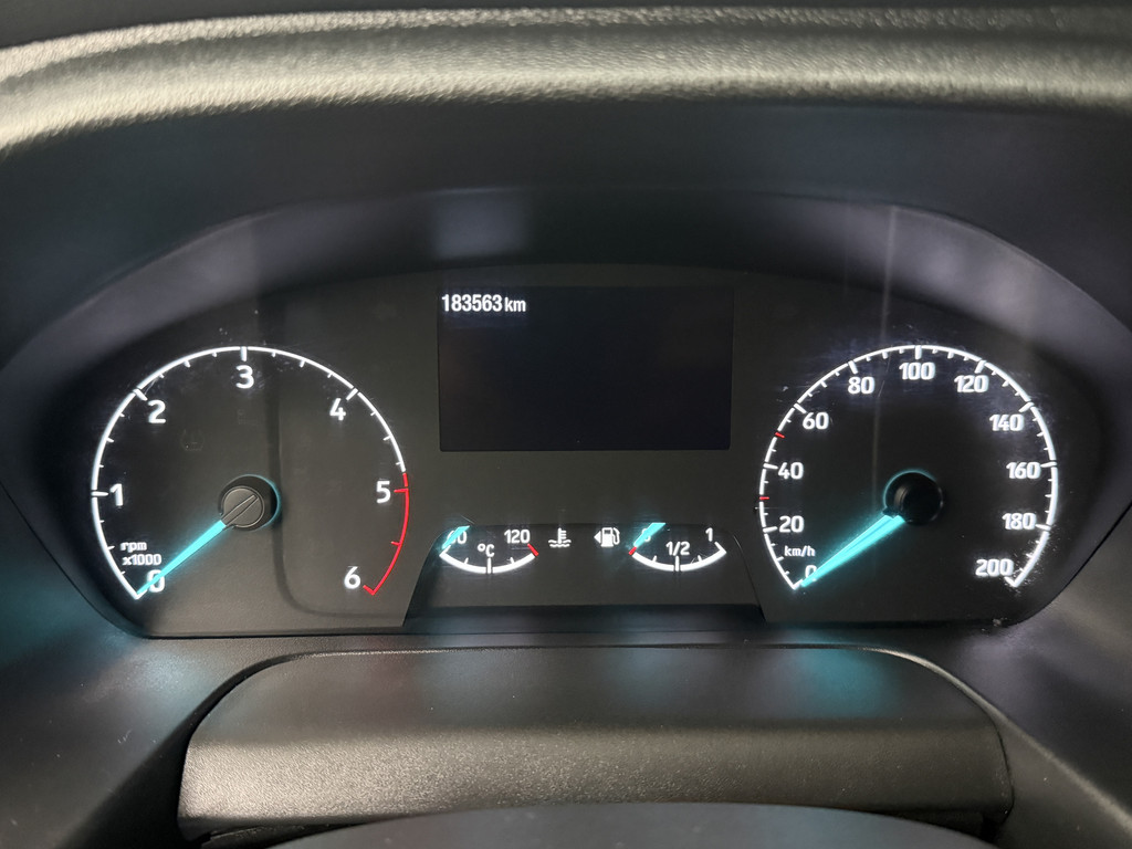 Ford Transit Custom 2.0TDCI 170PK Dubbele Cabine Limited | 2xSchuifdeur | 2800Kg Trekhaak | Navigatie | Multimedia | Airco | Cruise 9