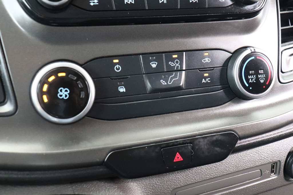 Ford Transit Custom 2.0 TDCI 170PK Euro 6 - Navi - Carplay - LM Velgen - ⬠15.700,- Excl. 16