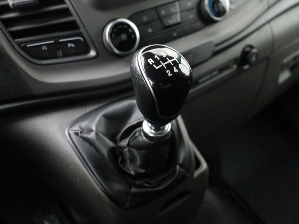 Ford Transit Custom 2.0TDCI 170PK Lang | 2xSchuifdeur | Dakdragers | Navigatie | Trekhaak 15