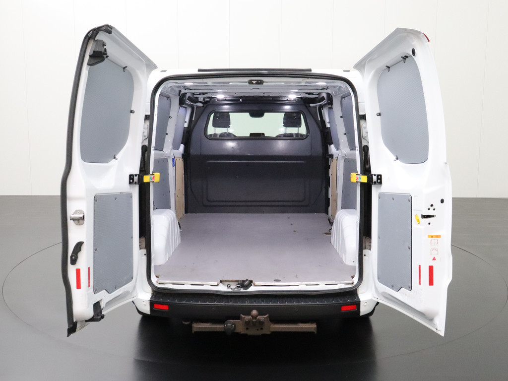 Ford Transit Custom 2.0TDCI 170PK Lang | 2xSchuifdeur | Dakdragers | Navigatie | Trekhaak 4