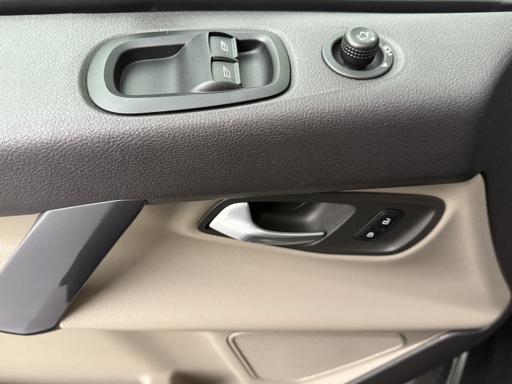 Ford Transit Custom 2.0TDCI 170PK Lang Limited Dubbele Cabine | Leder | Camera | Airco | Cruise | Trekhaak 8