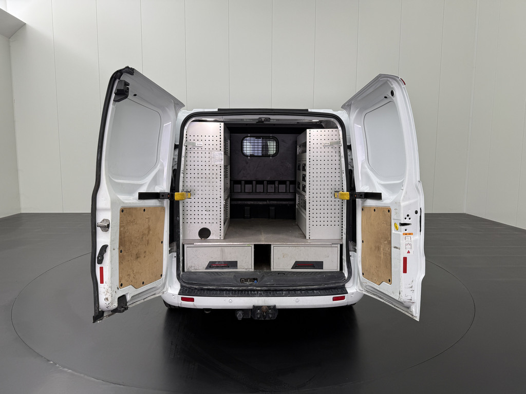 Ford Transit Custom 2.0TDCI 170PK Sport Automaat Dubbele Cabine | 2xSchuifdeur | Leder | Navigatie | Camera | Trekhaak 4