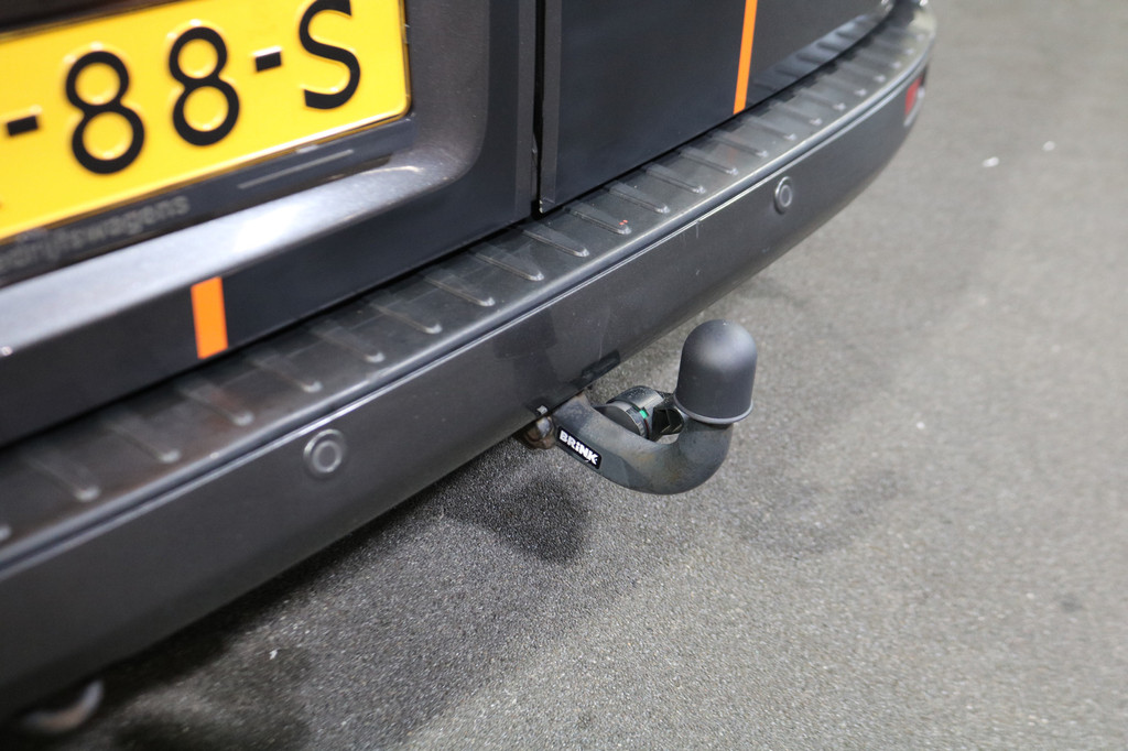 Ford Transit Custom 2.0 TDCI 185pk L2 H1 Sport Airco Navigatie 14