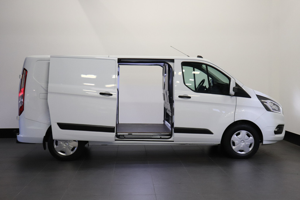 Ford Transit Custom 2.0 TDCI Automaat 2x Schuifdeur L2 EURO 6 - Airco - ACC - Trekhaak - € 16.900,- Excl. 17
