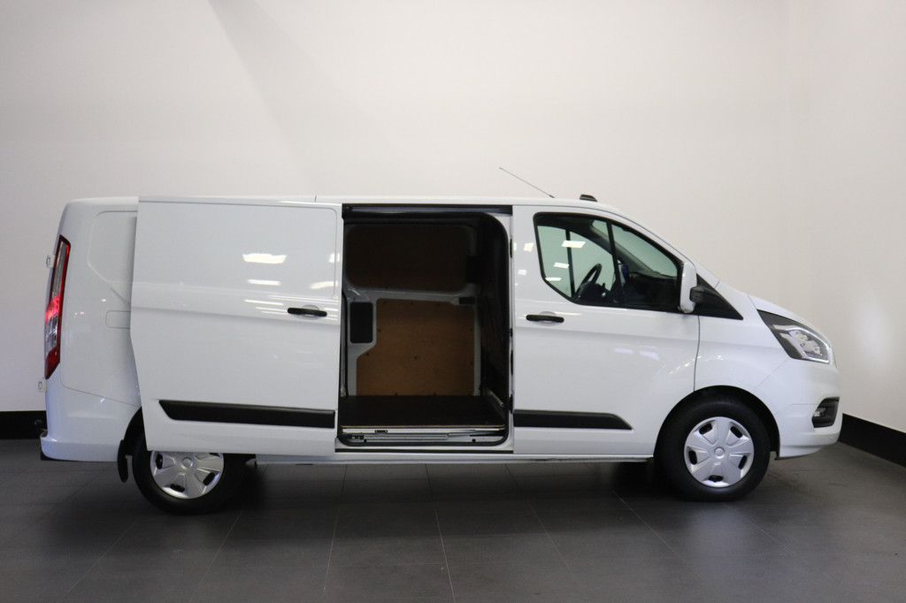 Ford Transit Custom 2.0 TDCI Automaat 2x Schuifdeur L2 EURO 6 - Airco - ACC - Trekhaak - € 16.900,- Excl. 18