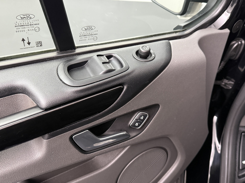 Ford Transit Custom 2.0TDCI Automaat Lang Dubbele Cabine Platinum | Leder | Xenon | Airco | Cruise | Trekhaak 8