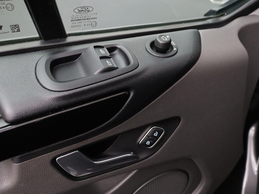 Ford Transit Custom 2.0TDCI Automaat Lang Platinum Edition Dubbele Cabine | Navigatie | Camera | Leder | 2xSchuifdeur 8