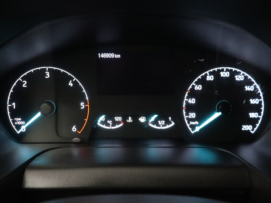 Ford Transit Custom 2.0TDCI Business | Navigatie | Airco | Cruise | Betimmering | 3-Persoons 9