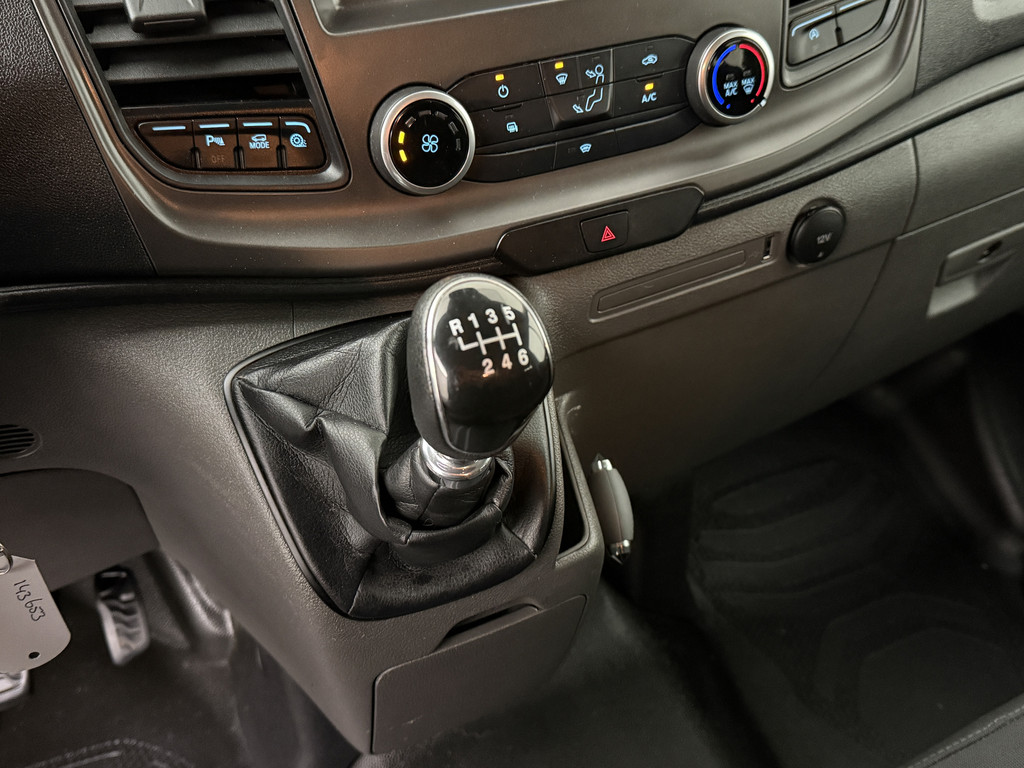 Ford Transit Custom 2.0TDCI Dubbele Cabine | 6-Persoons | Airco | Cruise | Trekhaak | Betimmering 15