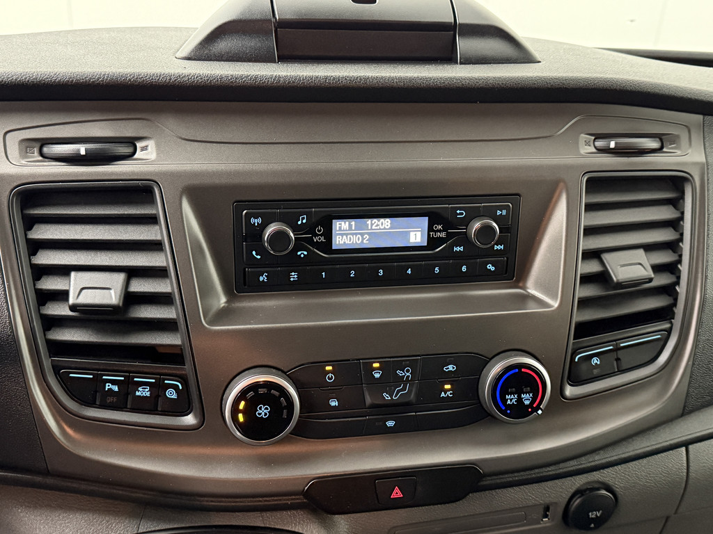 Ford Transit Custom 2.0TDCI Dubbele Cabine | 6-Persoons | Airco | Cruise | Trekhaak | Betimmering 16