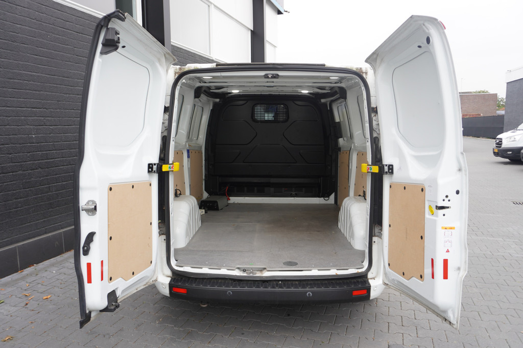 Ford Transit Custom 2.0 TDCI EURO 6 - Airco - Cruise - Navi - PDC - â¬12.900,- Excl. 7