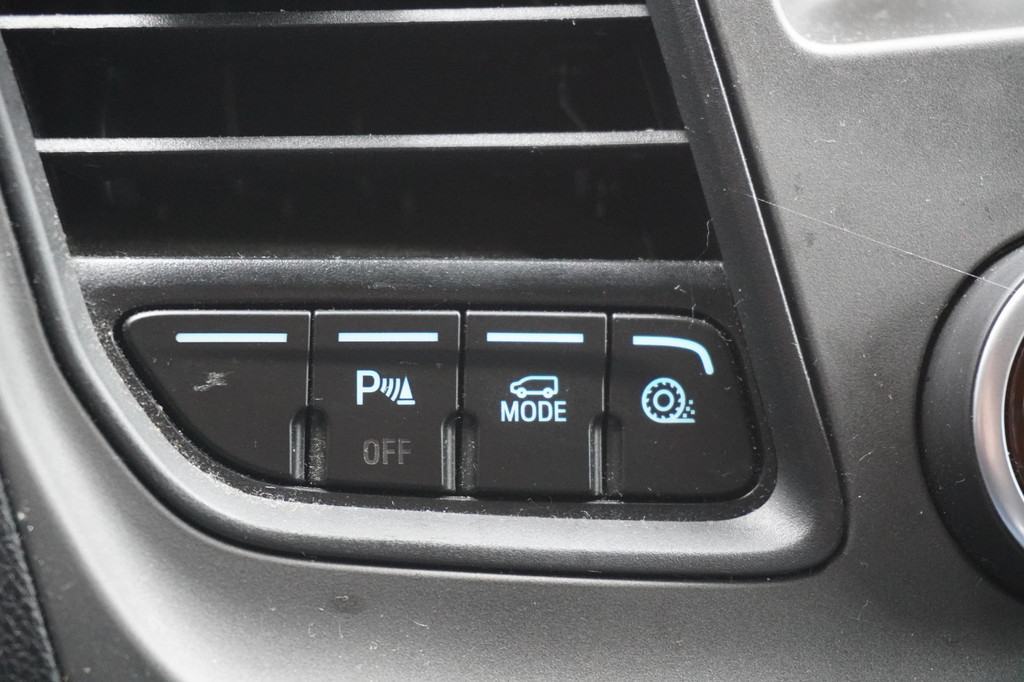 Ford Transit Custom 2.0 TDCI EURO 6 - Airco - Cruise - PDC - â¬10.950,- Excl. 16