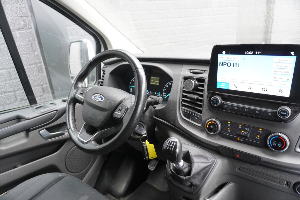 Ford Transit Custom 2.0 TDCI EURO 6 - Airco - Cruise - PDC - € 12.499,- Excl. 3