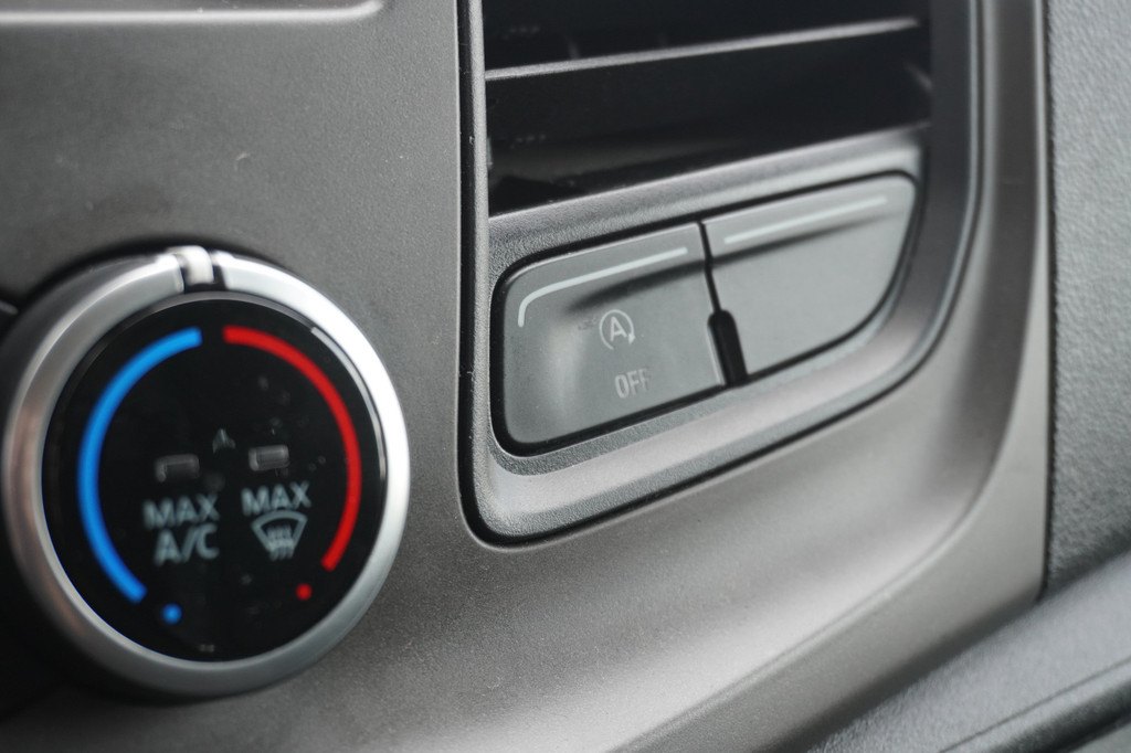 Ford Transit Custom 2.0 TDCI EURO 6 - Airco - Cruise - PDC - â¬12.900,- Excl. 14