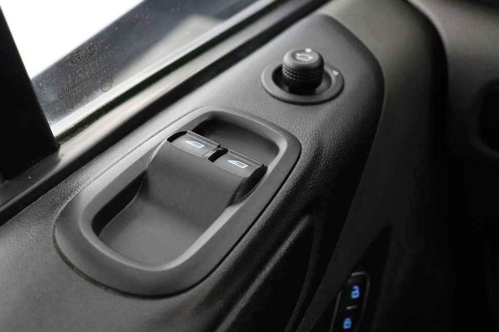 Ford Transit Custom 2.0 TDCI EURO 6 - Airco - Cruise - PDC - â¬12.900,- Excl. 14