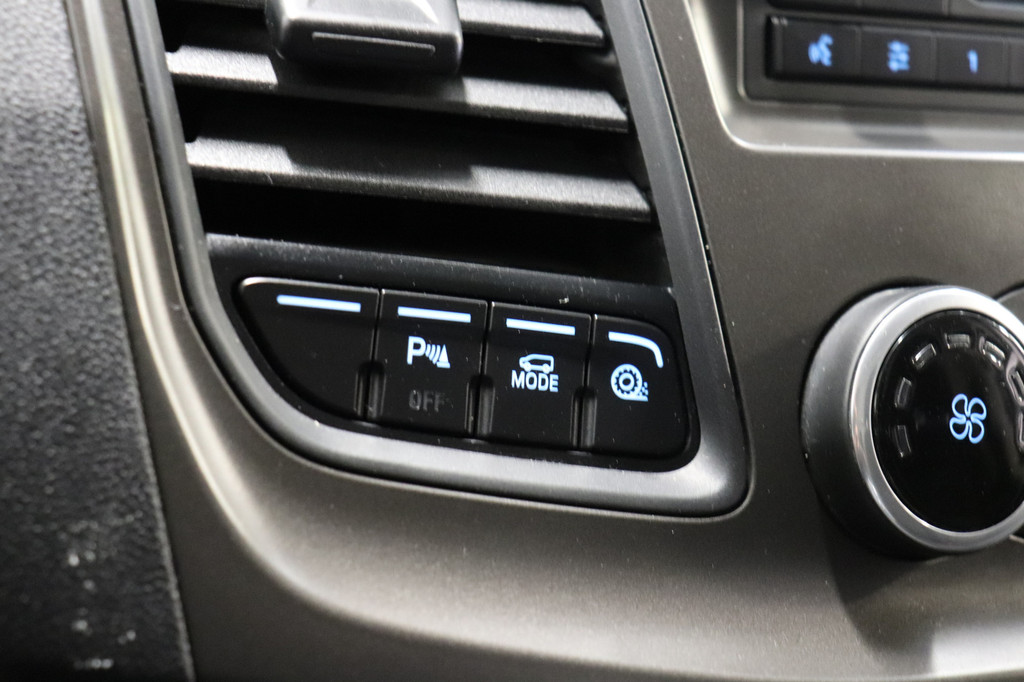 Ford Transit Custom 2.0 TDCI EURO 6 - Airco - Cruise - PDC - â¬12.900,- Excl. 17