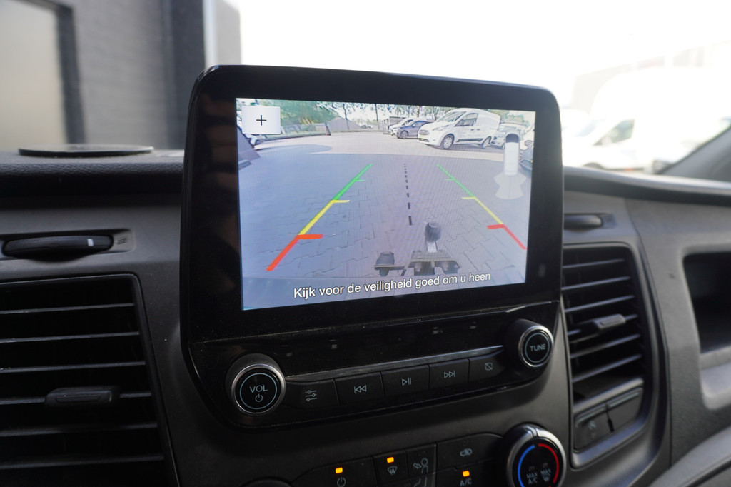 Ford Transit Custom 2.0 TDCI EURO 6 - Airco - Cruise - PDC - Trekhaak - ⬠13.900,- Excl. 15