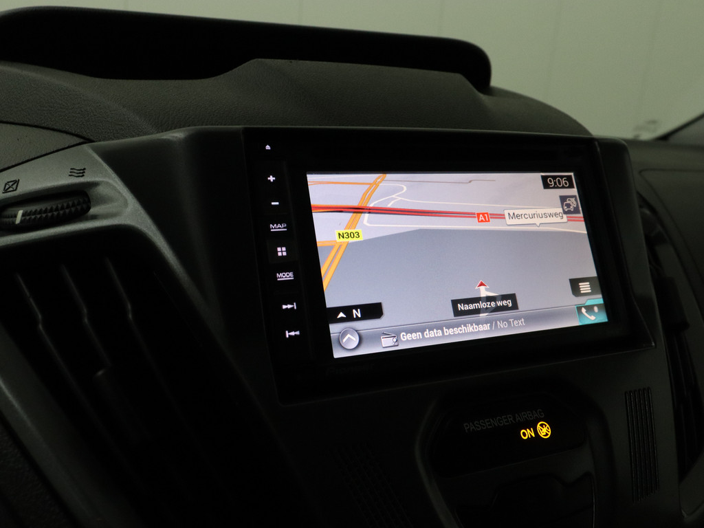 Ford Transit Custom 2.0TDCI Edition | Trekhaak 2350Kg | Dakdraagsysteem | Navigatie | Camera | Airco | Cruise | 3-Persoons | Betimmering 17