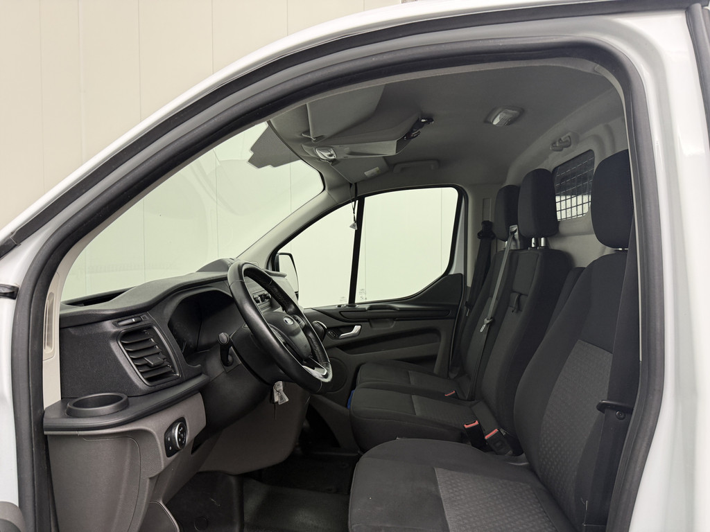 Ford Transit Custom 2.0TDCI Imperiaal | Trekhaak | Euro 6 | Airco | Cruie | 3-Zits | Betimmering 18