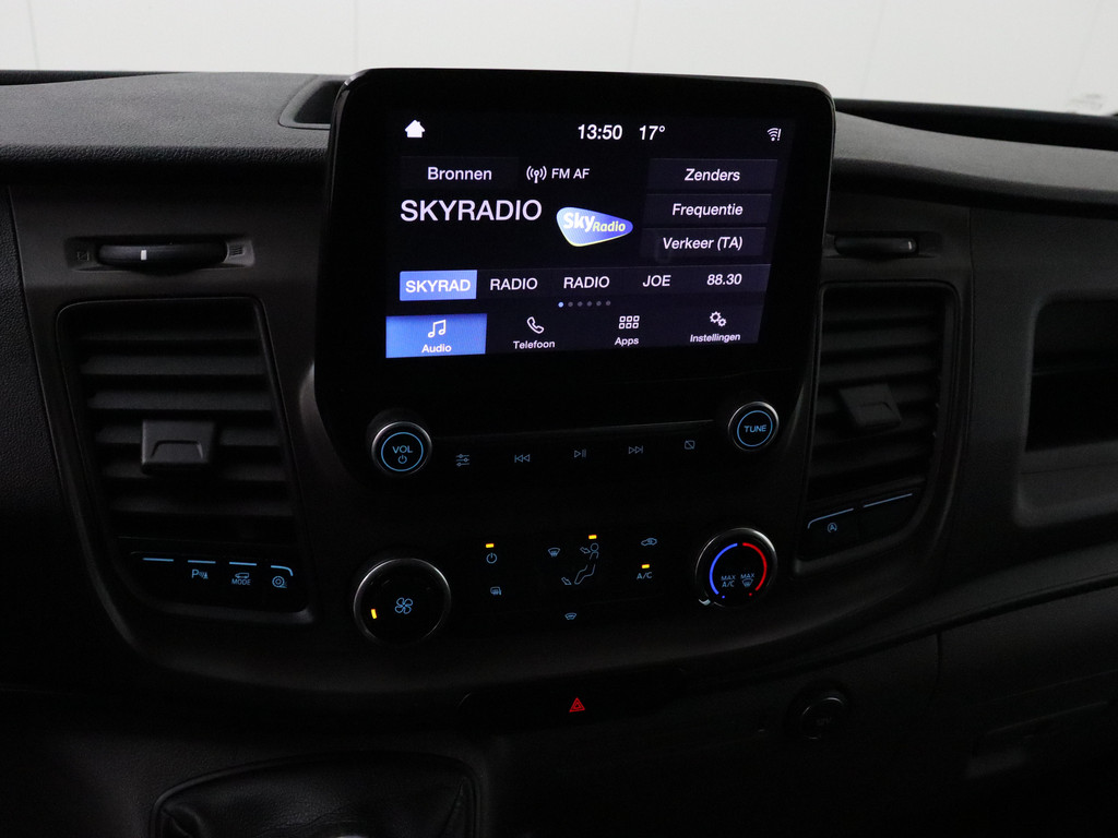 Ford Transit Custom 2.0TDCI Imperiaal | Trekhaak | Kastinrichting | Touchscreen Multimedia | Camera | Airco | Cruise | 3-Persoons 16