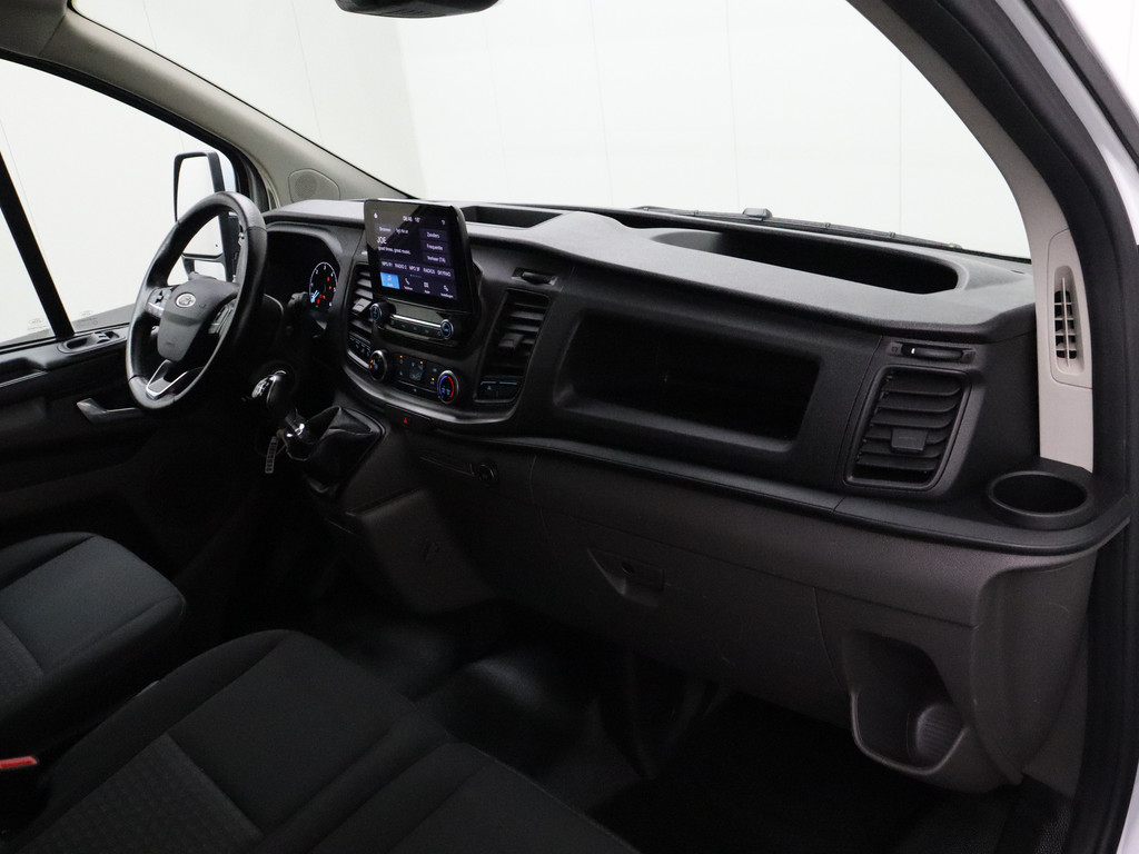Ford Transit Custom 2.0TDCI Imperiaal | Trekhaak | Multimedia | Camera | 3-Persoons | Airco | Cruise 19
