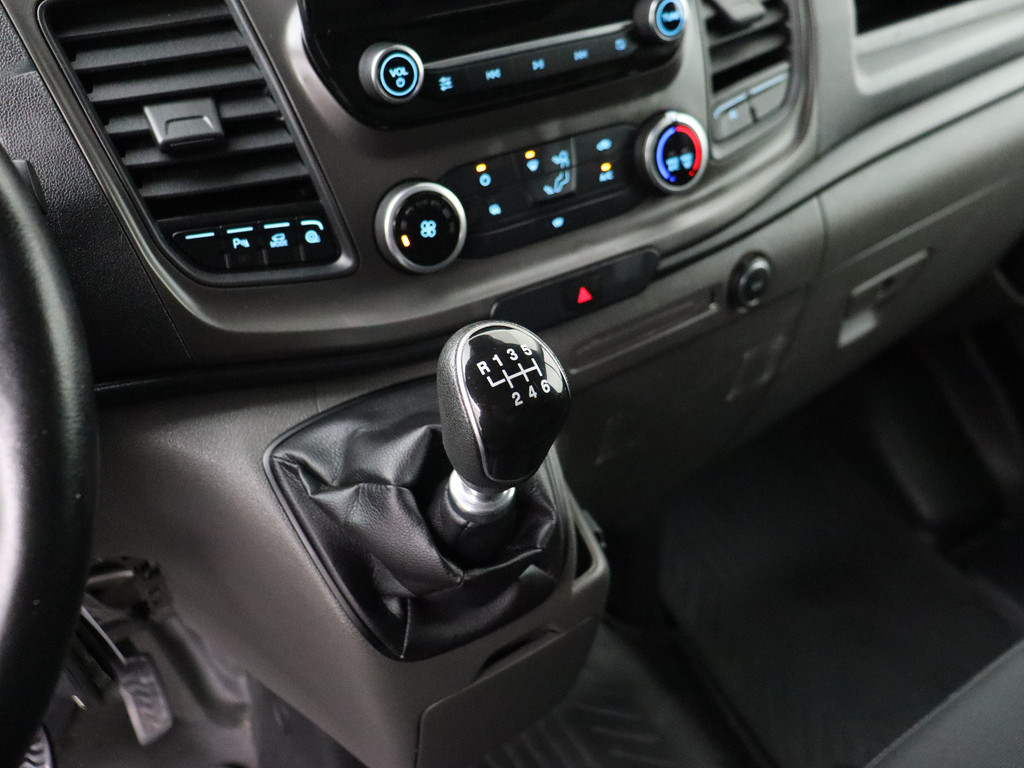 Ford Transit Custom 2.0TDCI Imperiaal | Trekhaak | Multimedia | Kastinrichting | Navigatie | Airco | Cruise | 3-Persoons 15