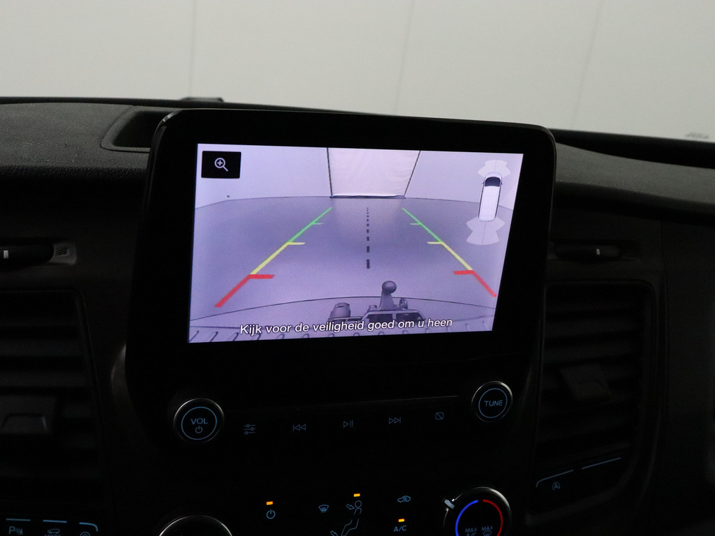 Ford Transit Custom 2.0TDCI Imperiaal | Trekhaak | Touchscreen Multimedia | Camera | Airco | 3-Persoons 17