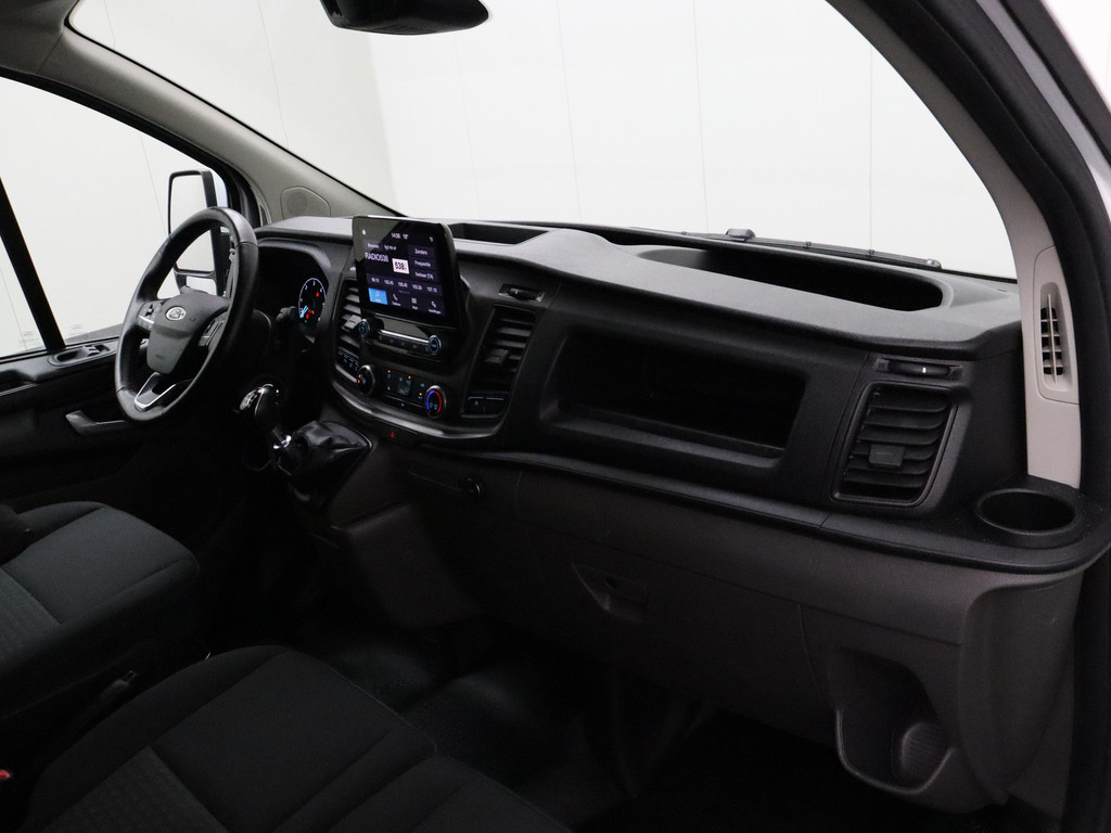 Ford Transit Custom 2.0TDCI Imperiaal | Trekhaak | Touchscreen Multimedia | Camera | Airco | 3-Persoons 19