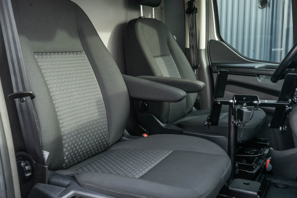 Ford Transit Custom 2.0 TDCI L1H1 | 1e EIG. | 130pk | Automaat | LED | Camera | Stoelverw. | Cruise | Airco 10