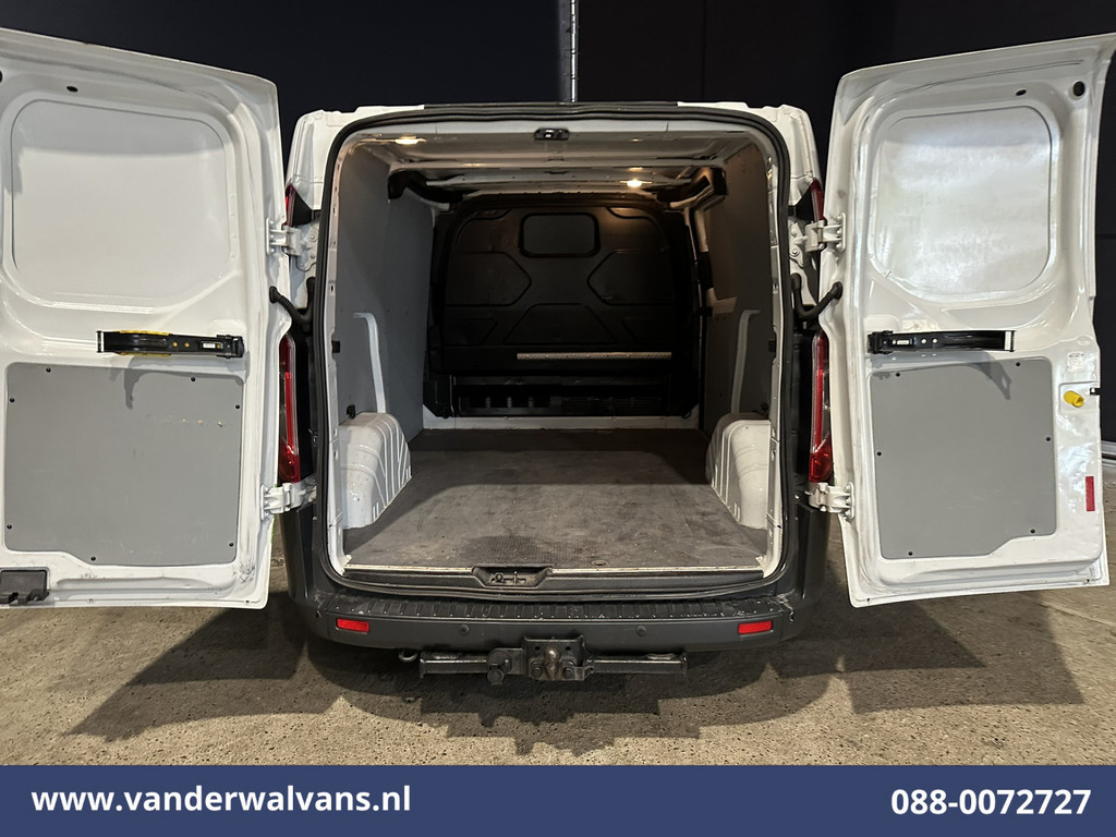 Ford Transit Custom 2.0 TDCI L1H1 Euro6 Airco | Navigatie | Camera | Cruisecontrol | 2350kg Trekhaak bijrijdersbank, parkeersensoren 11