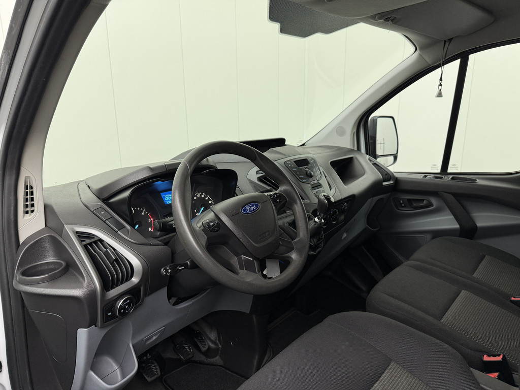 Ford Transit Custom 2.0TDCI L1H1 Imperiaal | Trekhaak | Airco | Cruise | 3-Zits | Betimmering 3