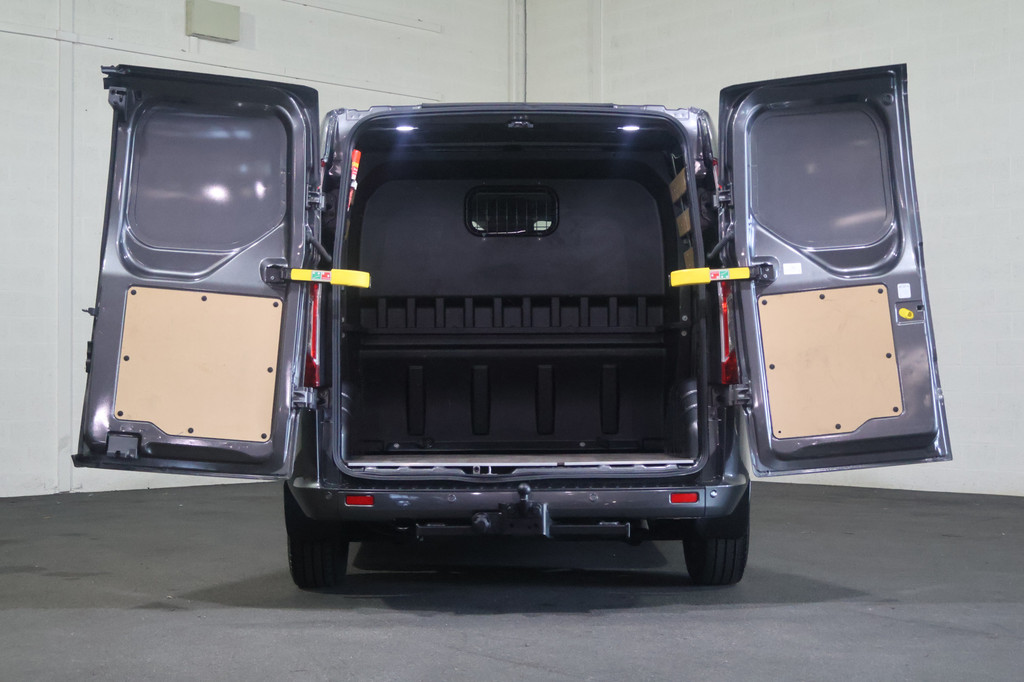 Ford Transit Custom 2.0 TDCI L1H1 Limited DC Automaat Marge BTW Vrij 11