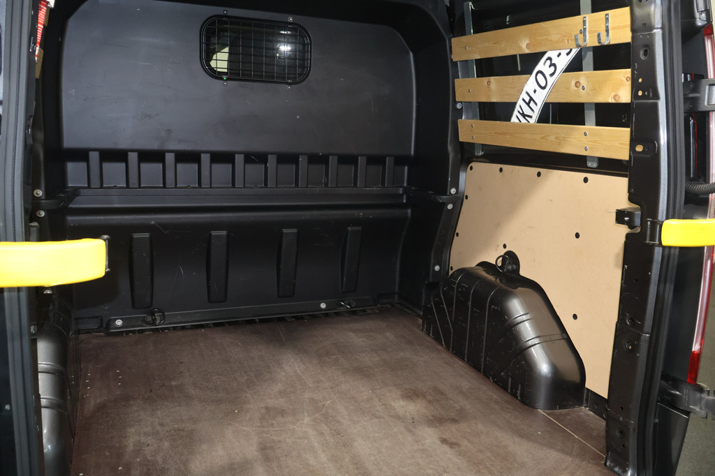 Ford Transit Custom 2.0 TDCI L1H1 Limited DC Automaat Marge BTW Vrij 13