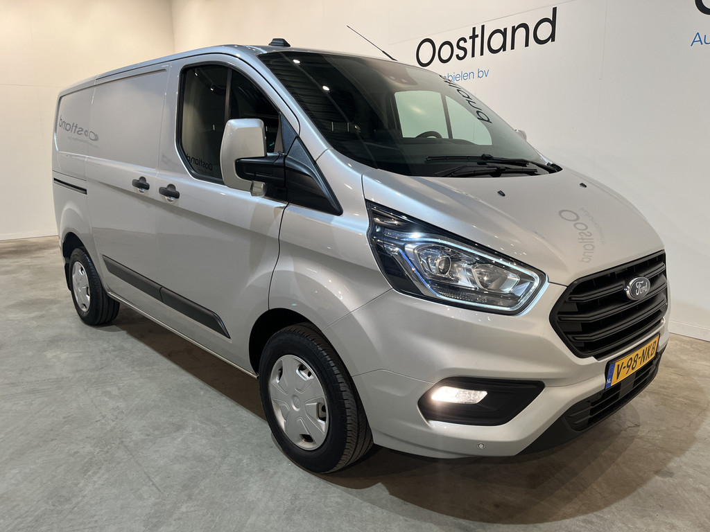 Ford Transit Custom 2.0 TDCI L1H1 Trend 130 PK Servicebus / Sortimo Inrichting / Euro 6 / Airco / Cruise Control / Camera / CarPlay / Navigatie / 3-Zits / 19