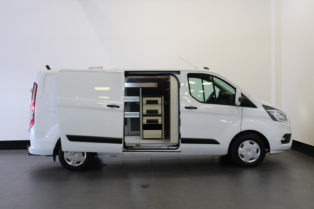 Ford Transit Custom 2.0 TDCI L2 EURO 6 - Airco - Cruise - Trekhaak - € 14.900,- Excl. 16