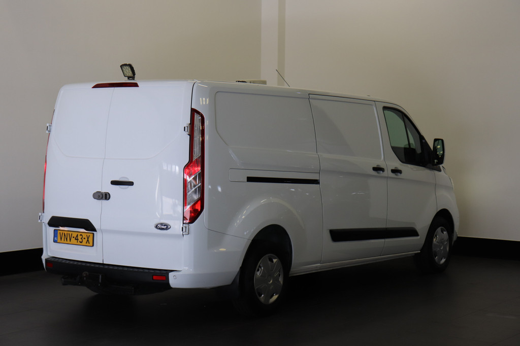 Ford Transit Custom 2.0 TDCI L2 EURO 6 - Airco - Cruise - Trekhaak - € 14.900,- Excl. 2