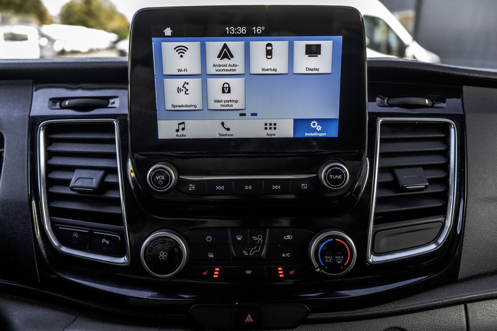 Ford Transit Custom 2.0TDCI | L2H1 | 170PK | Automaat | Camera | CarPlay | LED | Xenon | Zijschuifdeur R+L | Cruise| PDC | Euro 6 18