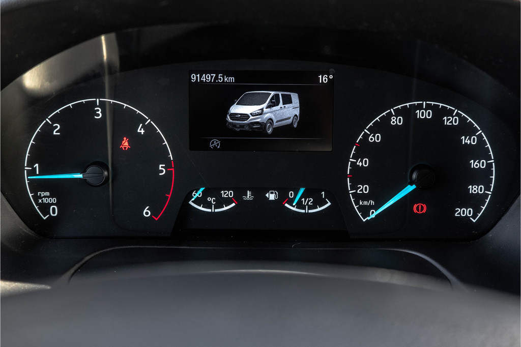 Ford Transit Custom 2.0 TDCI L2H1 | 170PK | Trail | DC 5-Persoons | Camera | Carplay | Lederen interieur 18