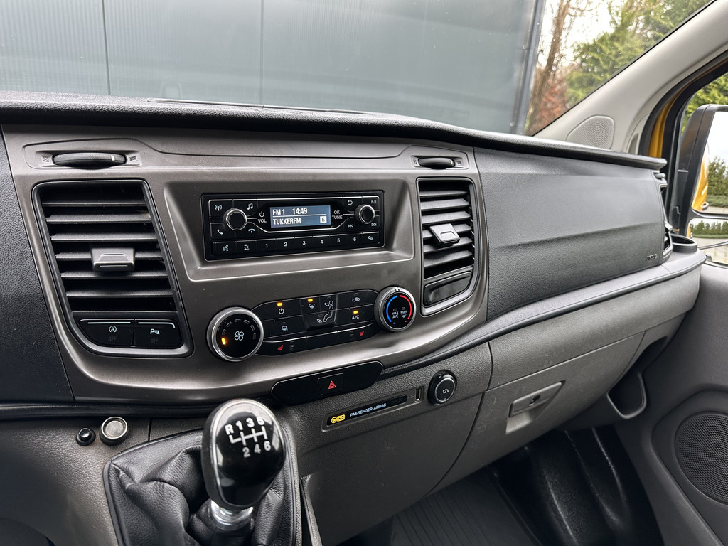 Ford Transit Custom 2.0 TDCI / L2H1 / 1e EIG. / ZEER NETJES / 2.800 KG TREKKEN / CRUISE / TREKHAAK / AIRCO / STOELVERW. 13